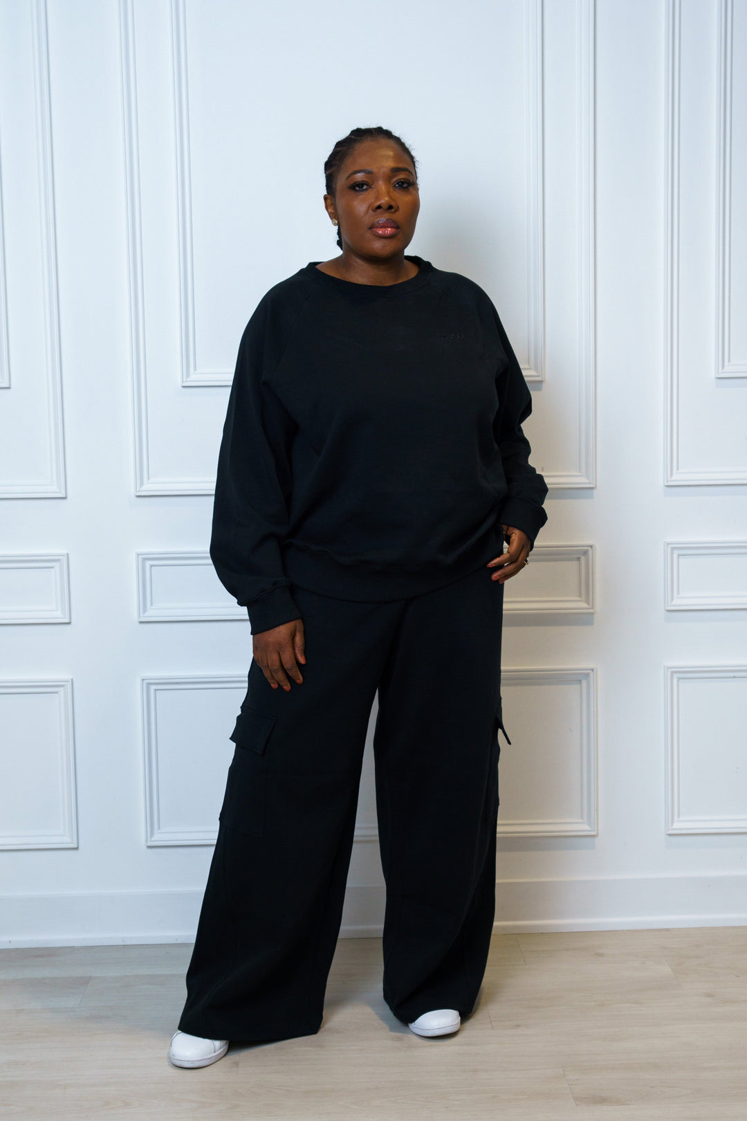 Black Oversized Two-Piece set Crew neck Sweatshirt and Cargo Sweatpants - Unisex