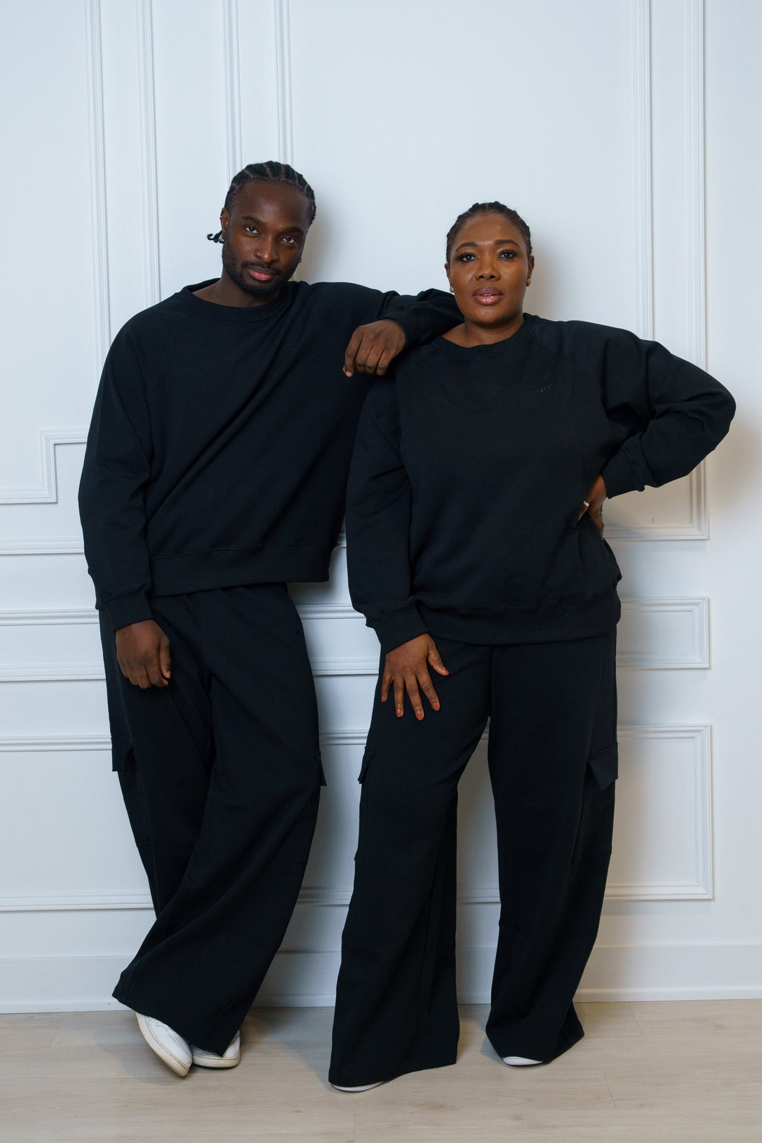 Black Oversized Cargo Sweatpants - Unisex