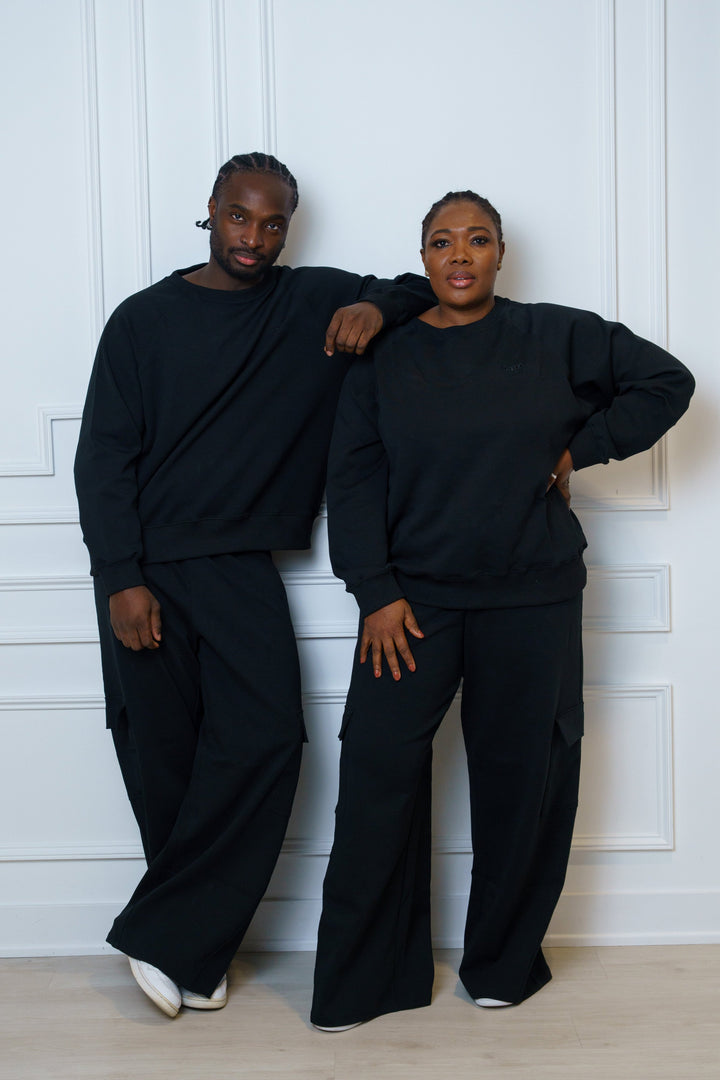 Black Oversized Two-Piece set Crew neck Sweatshirt and Cargo Sweatpants - Unisex